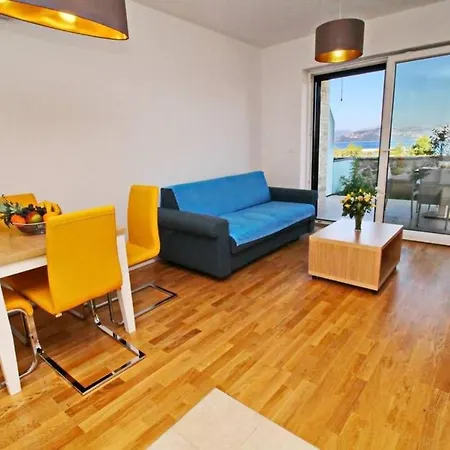 Kula - Two Bedroom With Terrace And Sea View C4